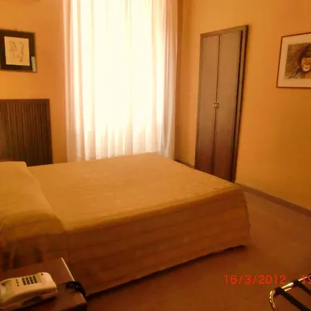 Cavour Otel Verona