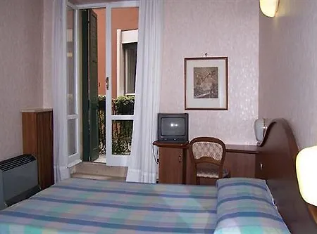 Cavour Otel Verona