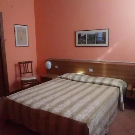Otel Cavour
