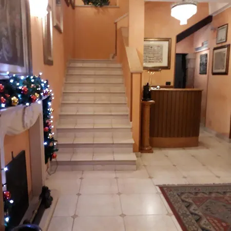 Otel Cavour